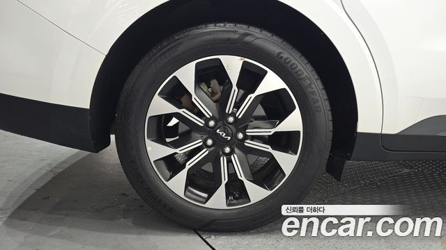Kia Carnival (IV) Diesel 9-Seater Prestige 2023 — фото 5