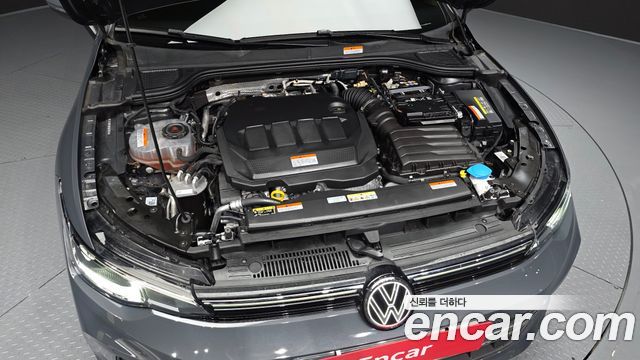 Volkswagen Golf (VIII) 2.0 TDI Prestige 2025 — фото 6
