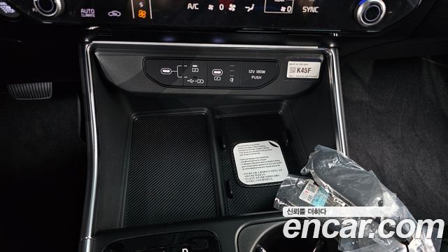 Kia Carnival (IV) Gasoline 9-Seater Hi Limousine (7-seater Limousine(Special vehicle) 2026 — фото 35