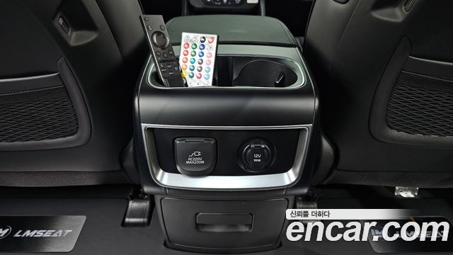 Kia Carnival (IV) Gasoline 9-Seater Hi Limousine (7-seater Limousine(Special vehicle) 2026 — фото 36