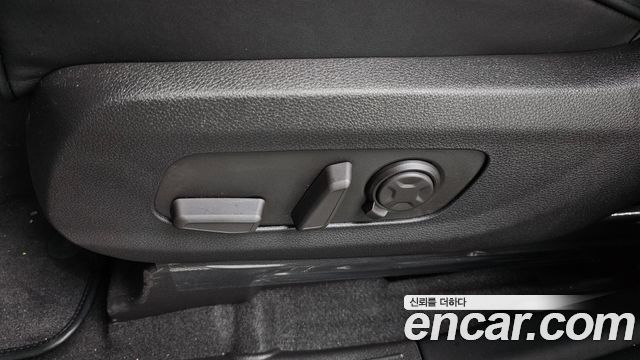 Kia Carnival (IV) Gasoline 9-Seater Hi Limousine (7-seater Limousine(Special vehicle) 2026 — фото 47
