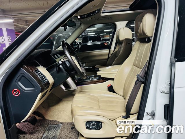 Land Rover Range Rover (IV) 4.4 SDV8 Vogue SE DIESEL 2016 — фото 10