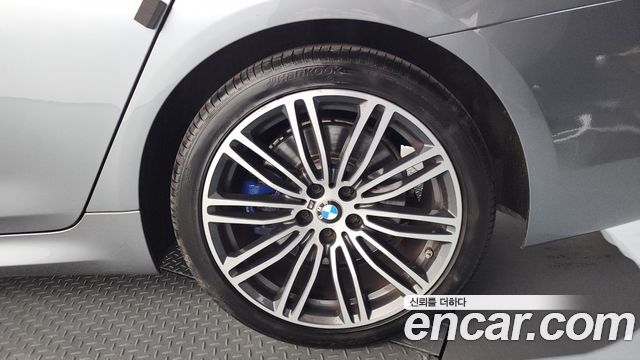 BMW 5 Series (G30) 530i M Sport Package Plus 2019 — фото 21