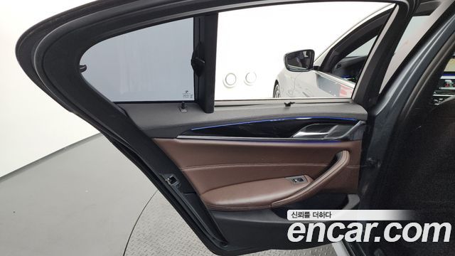 BMW 5 Series (G30) 530i M Sport Package Plus 2019 — фото 25