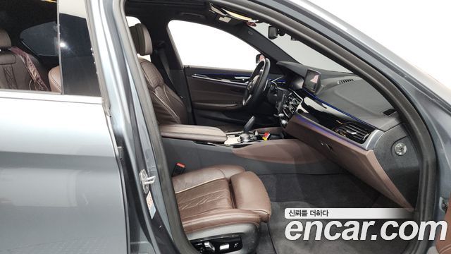 BMW 5 Series (G30) 530i M Sport Package Plus 2019 — фото 26