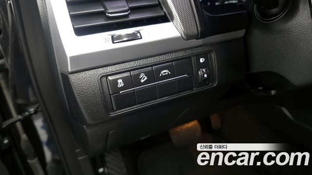 KG Mobility (SsangYong) Rexton Diesel 2.2 4WD Prestige 2023 — фото 16