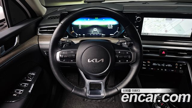 Kia K5 (III) 2.0 Noblesse 2023 — фото 12