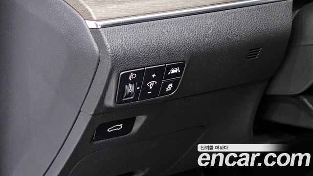 Kia K5 (III) 2.0 Noblesse 2023 — фото 16