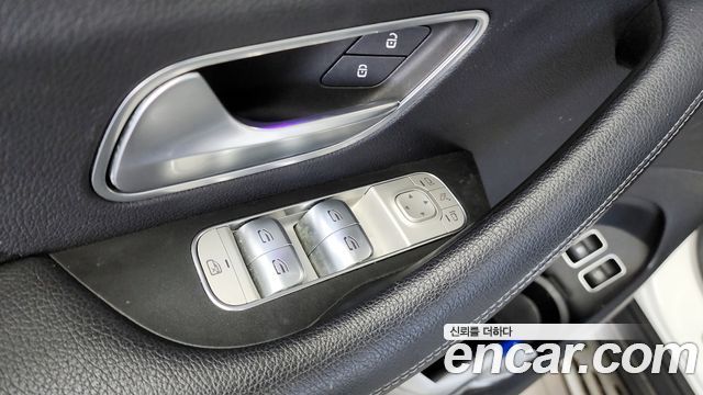Mercedes-Benz GLE-Class (W167) GLE350e 4MATIC 2022 — фото 34