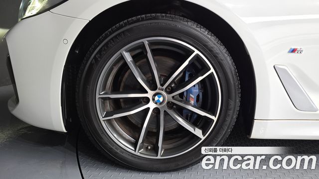 BMW 5 Series (G30) 523d M Sport 2021 — фото 5