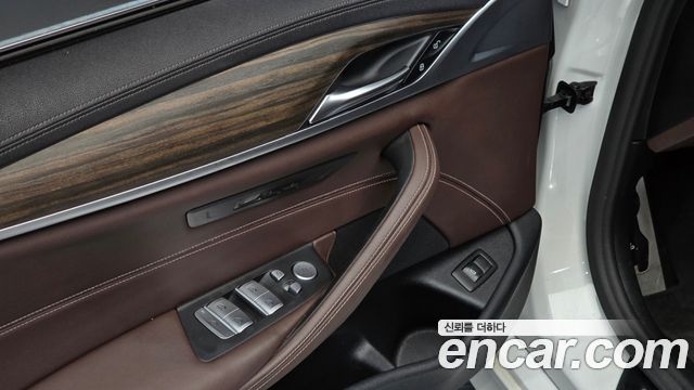 BMW 5 Series (G30) 523d M Sport 2021 — фото 20