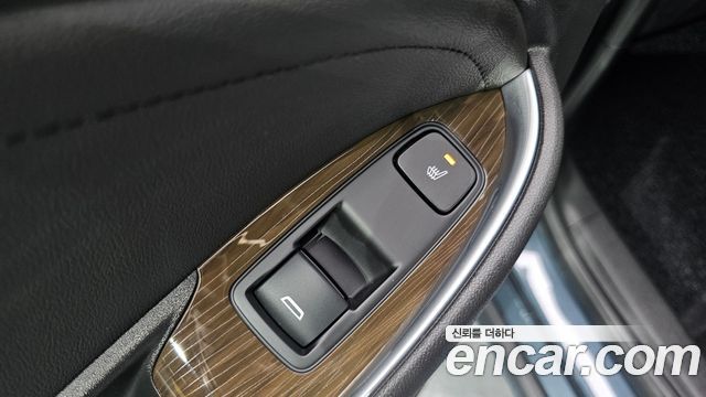 Chevrolet Malibu 2.0 Turbo Premier Special 2019 — фото 16