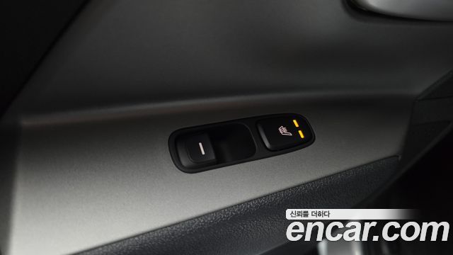 Kia Niro Plus Air 2023 — фото 18