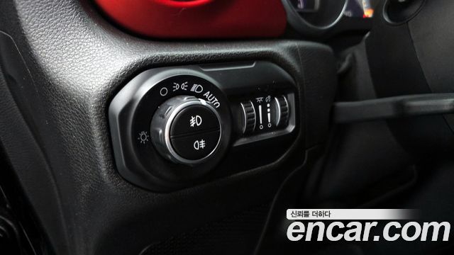 Jeep Wrangler (JL) 2.0 Rubicon 4Door 2018 — фото 33