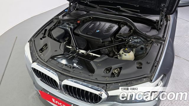 BMW 5 Series (G30) 520d M Sport Special Edition 2018 — фото 6