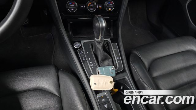 Volkswagen Golf (VII) 1.4 TSI Premium 2016 — фото 9