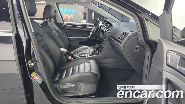 Volkswagen Golf (VII) 1.4 TSI Premium 2016 — фото 11