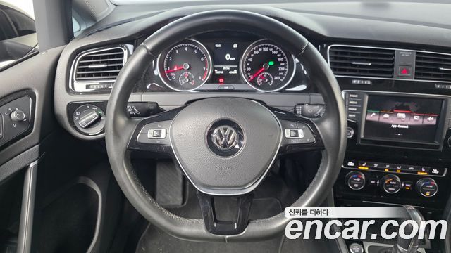 Volkswagen Golf (VII) 1.4 TSI Premium 2016 — фото 13