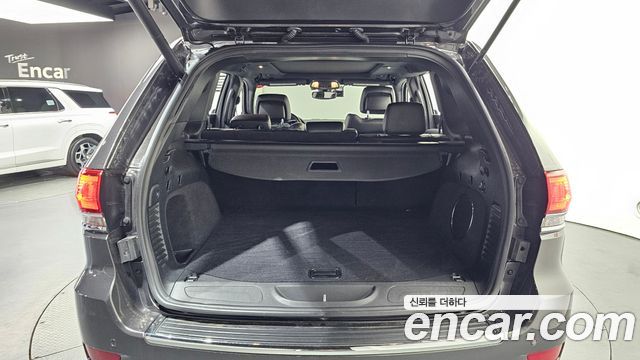 Jeep Grand Cherokee 3.6 Limited WK2 2021 — фото 20