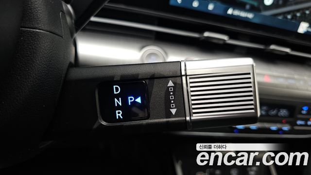 Hyundai Kona (SX2) Gasoline 1.6 Turbo 2WD Premium 2024 — фото 9