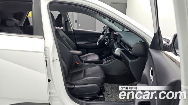 Hyundai Kona (SX2) Gasoline 1.6 Turbo 2WD Premium 2024 — фото 12