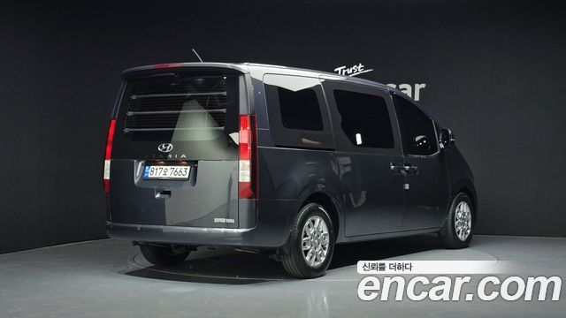 Hyundai Staria Cargo 5-Seater Modern 2022 — фото 2