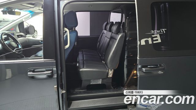Hyundai Staria Cargo 5-Seater Modern 2022 — фото 11