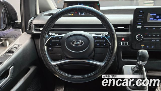 Hyundai Staria Cargo 5-Seater Modern 2022 — фото 13