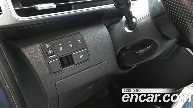 Hyundai Staria Cargo 5-Seater Modern 2022 — фото 15