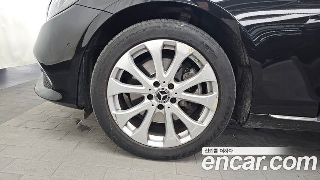 Mercedes-Benz E-Class (W213) E220d 4MATIC Exclusive 2020 — фото 5