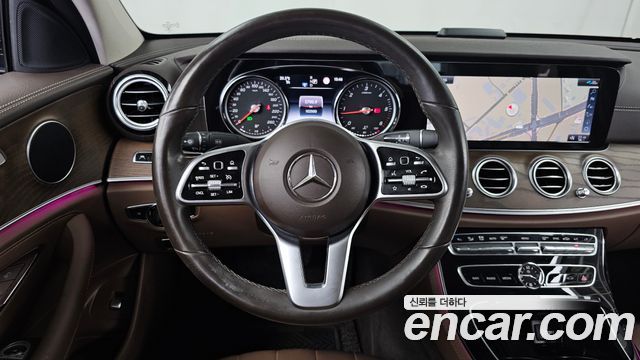 Mercedes-Benz E-Class (W213) E220d 4MATIC Exclusive 2020 — фото 13