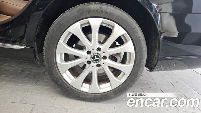 Mercedes-Benz E-Class (W213) E220d 4MATIC Exclusive 2020 — фото 21