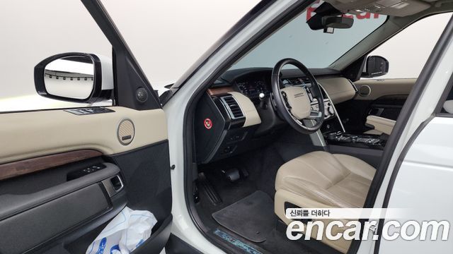 Land Rover Discovery 5 3.0 SD6 HSE 2019 — фото 10
