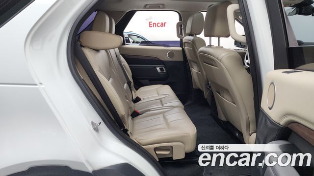 Land Rover Discovery 5 3.0 SD6 HSE 2019 — фото 11