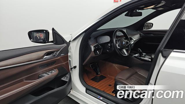BMW 6 Series GT (G32) 620d M Sport 2020 — фото 10
