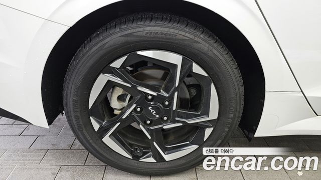 Kia K5 (III) 2.0 LPi(Rent) Prestige 2024 — фото 5