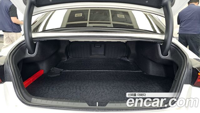 Kia K5 (III) 2.0 LPi(Rent) Prestige 2024 — фото 20