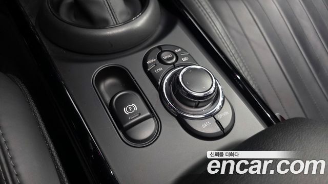 MINI Cooper S Clubman JCW 2nd Gen 2023 — фото 28