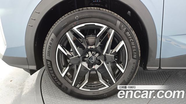 Peugeot 3008 (III) 1.2 HYbrid Allure 2025 — фото 5