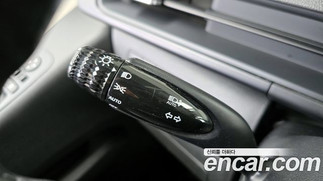 Hyundai Staria L3.5 Tourer 11-Seater Modern 2022 — фото 17