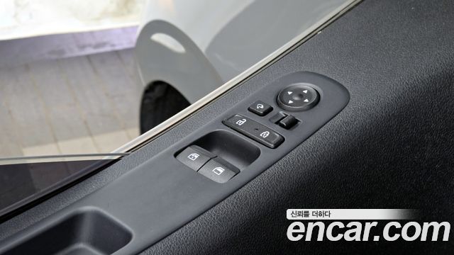 Hyundai Staria L3.5 Tourer 11-Seater Modern 2022 — фото 29