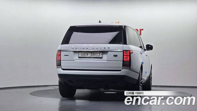 Land Rover Range Rover (IV) 4.4 SDV8 AB LWB DIESEL 2017 — фото 4