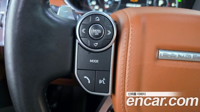 Land Rover Range Rover (IV) 4.4 SDV8 AB LWB DIESEL 2017 — фото 31