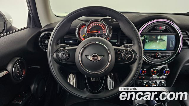 MINI Cooper HIGH Third Generation 2018 — фото 12