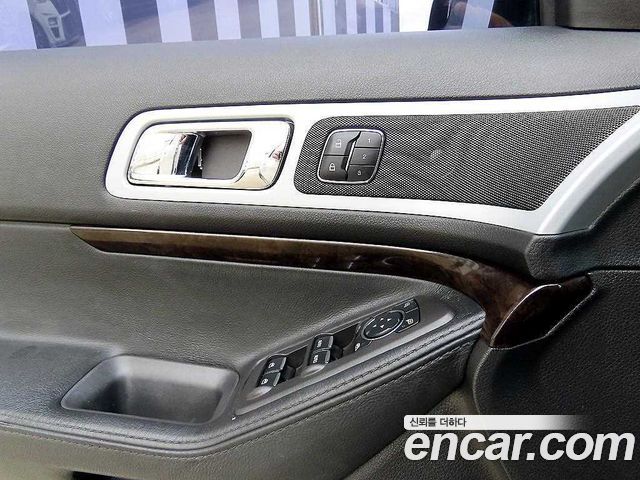 Ford Explorer 3.5 Limited 4WD 5th 2014 — фото 16