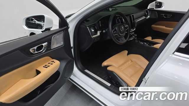 Volvo S60 (III) T5 Inscroption 2020 — фото 10