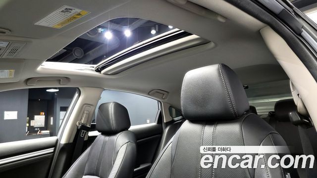 Honda Civic 2.0 10th 2017 — фото 16