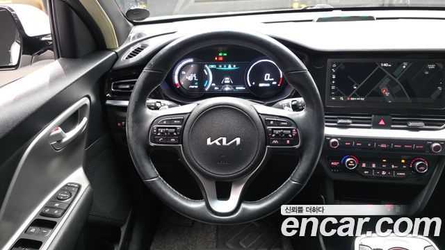Kia Niro EV Taxi 2022 — фото 17