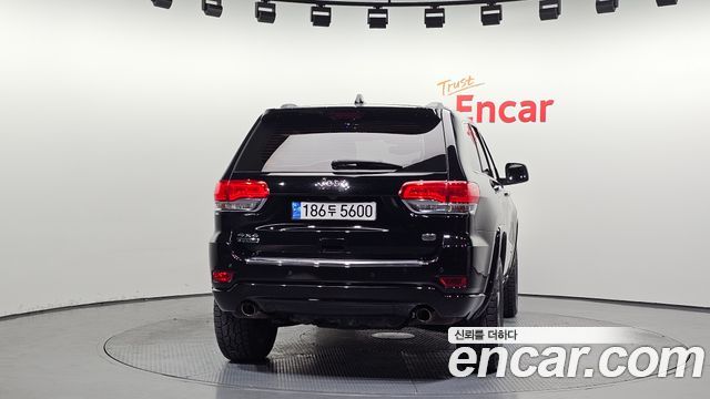 Jeep Grand Cherokee 3.0 Diesel Overland WK2 2018 — фото 4