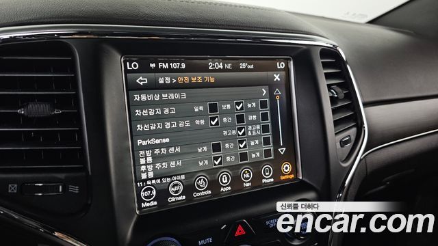 Jeep Grand Cherokee 3.0 Diesel Overland WK2 2018 — фото 22